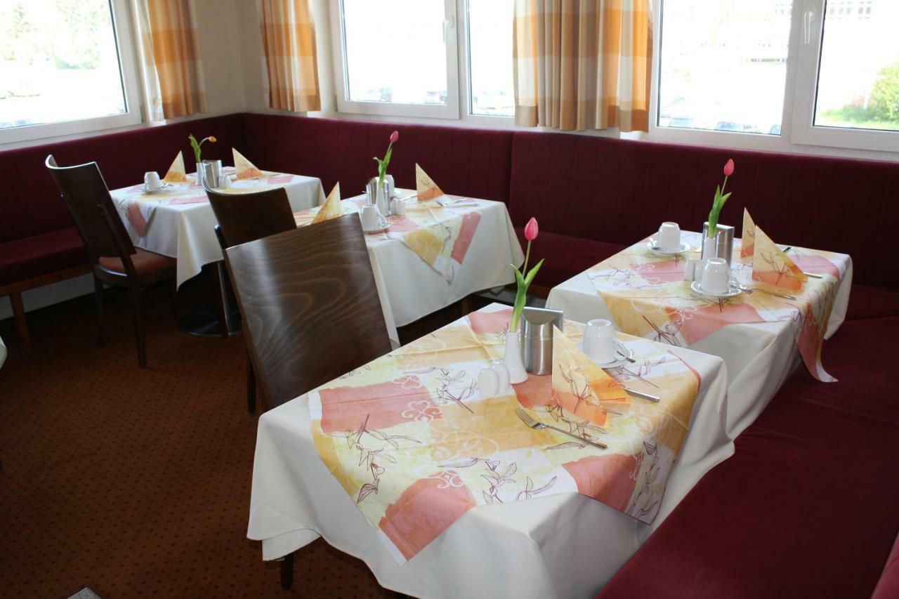 Pension Geno Geisenhausen Екстериор снимка